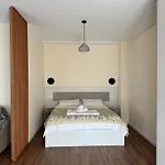 Vers Apartamento Tirana