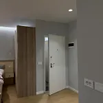 Vers Apartamento Tirana