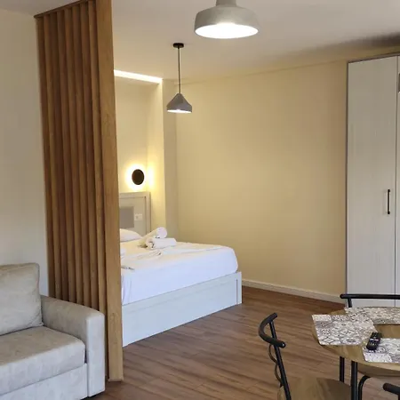 Appartement Vers Tirana