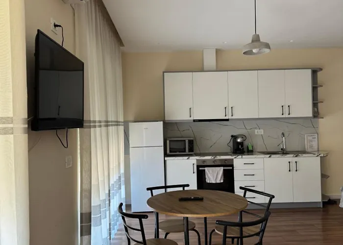 Vers Apartman Tirana
