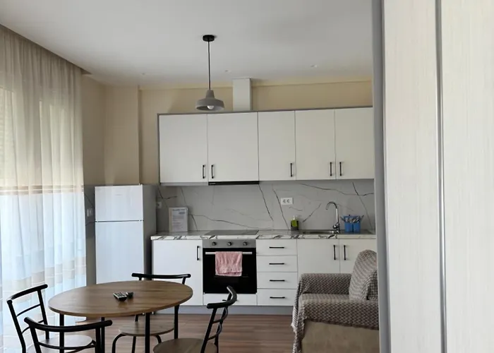 Vers Apartman Tirana